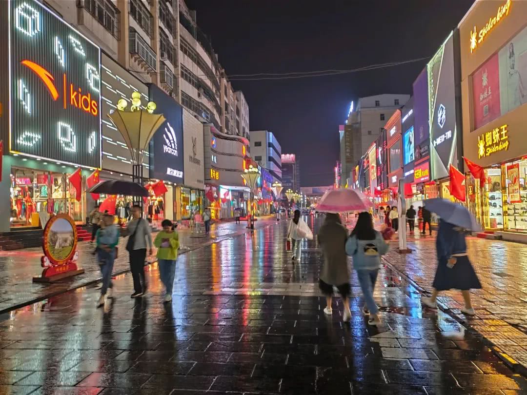 你(nǐ)知(zhī)道(dào)這(zhè)些(xiē)奶茶加盟店(diàn)選址小(xiǎo)技(jì)巧嗎(ma)?